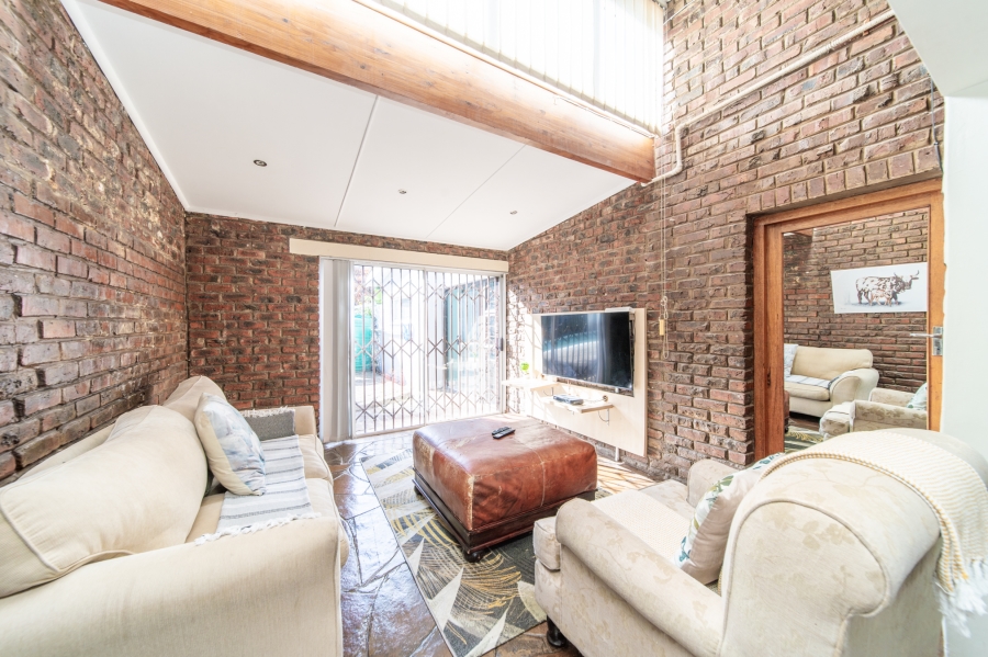 4 Bedroom Property for Sale in Bonza Bay Eastern Cape